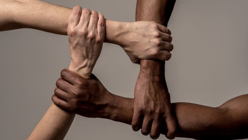 Che cosa significa razzismo?